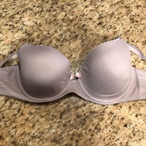 Victoria’s Secret 34DD Bra